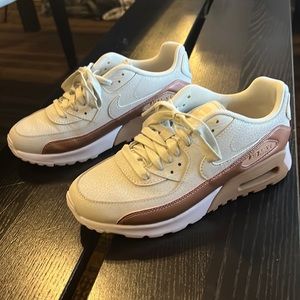 Nike Air Max 90s Excellent Pre-Loved